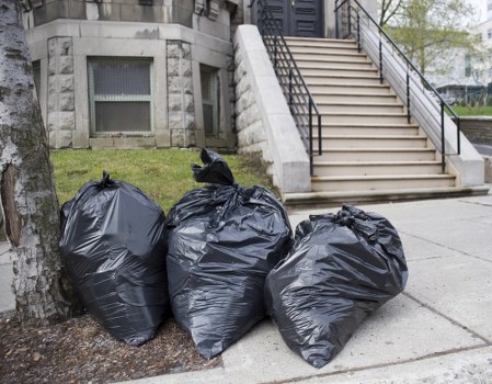 Family receiving supportive probate house clearance in Leamouth