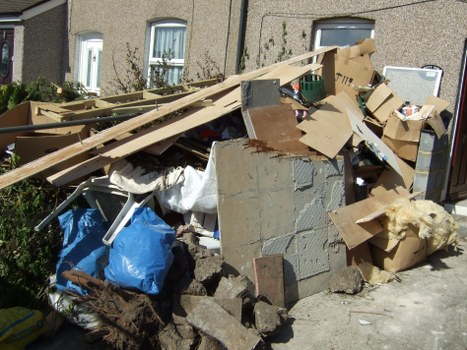 Customer support team assisting with probate house clearance in Stamford Hill